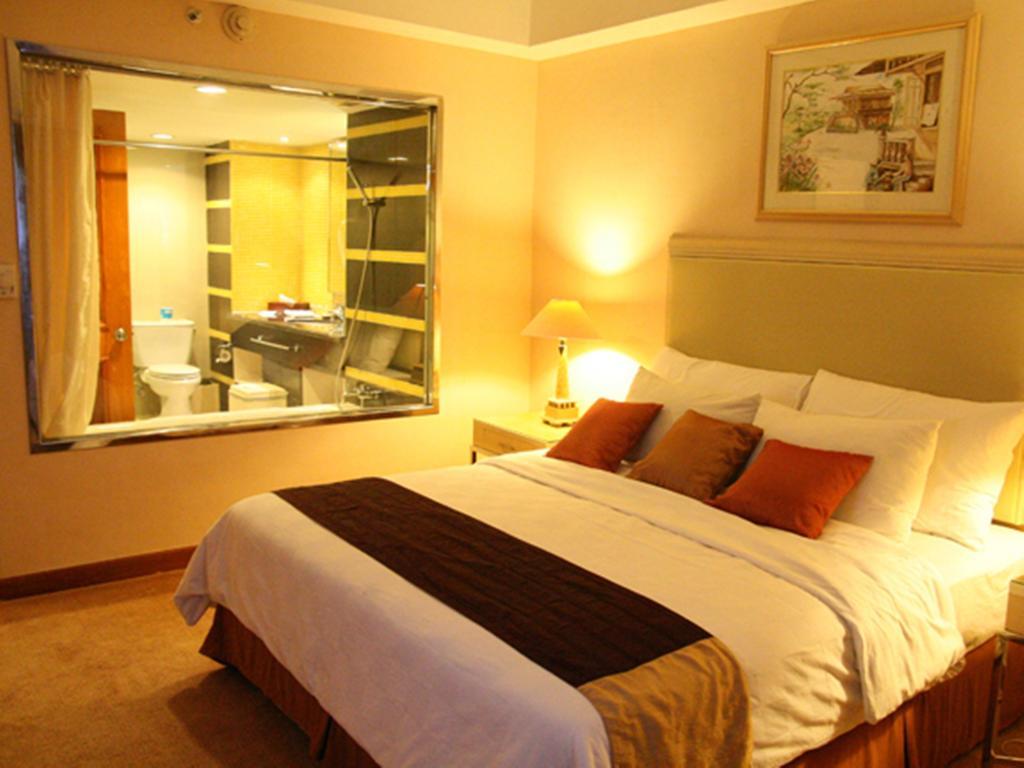 Hotel Gran Puri Manado Dış mekan fotoğraf