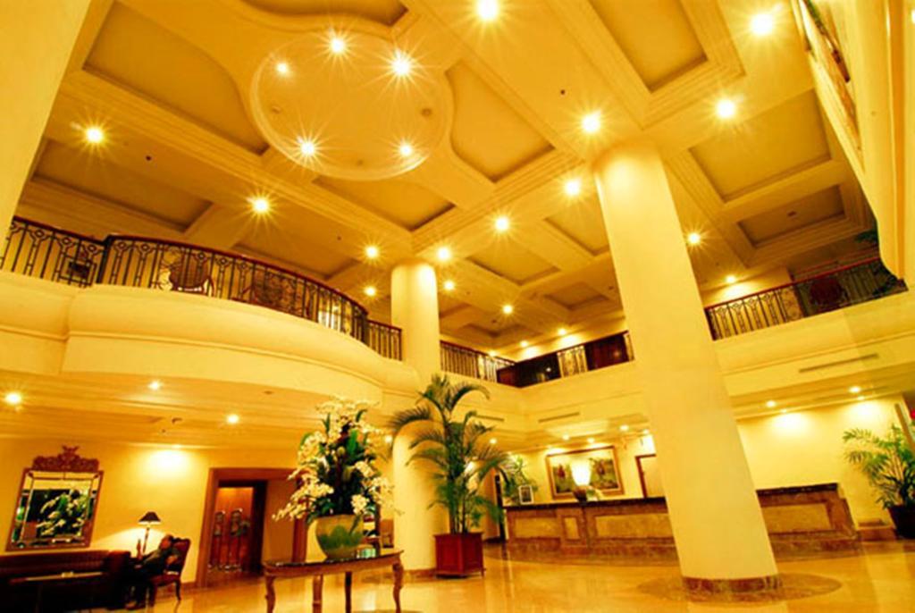 Hotel Gran Puri Manado Dış mekan fotoğraf