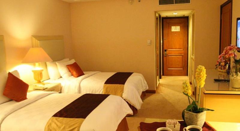 Hotel Gran Puri Manado Dış mekan fotoğraf